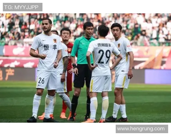 英超赛后复盘西安网球队与杭州网球队的力量对比分析与战术探讨